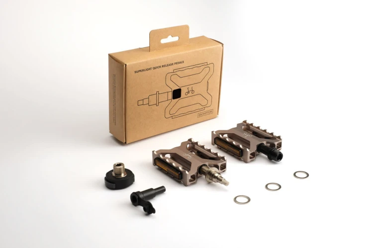 Q104187_4__35303.jpg