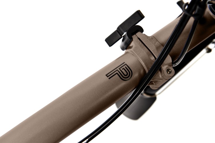 P Line_Bronze Sky_High Bar_Urban_Reflector _Signature.jpg