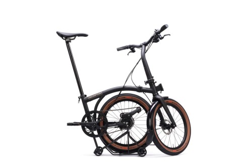 brompton-g-line-small-space-black-bagaznik-blotniki-pozycja-postojowa.jpg